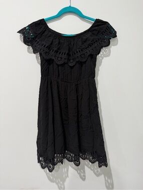 Source Unknown Black Off-Shoulder Crochet Mini Dress
